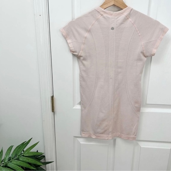 Lululemon November Project Swiftly Tee - Picture 4 of 4